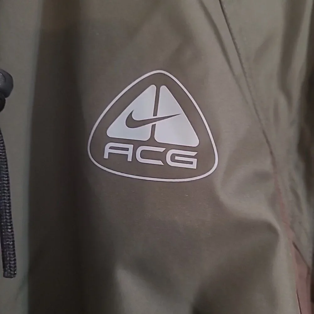 Nike ACG Men's Size Small 'Oregon Series' Reissue Micro Shell Jacket DV9217-325